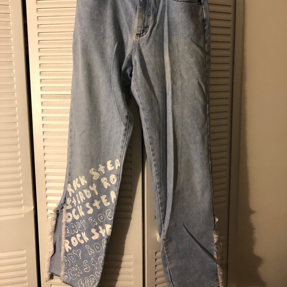 Distressed Jeans - Picture 1 of 4